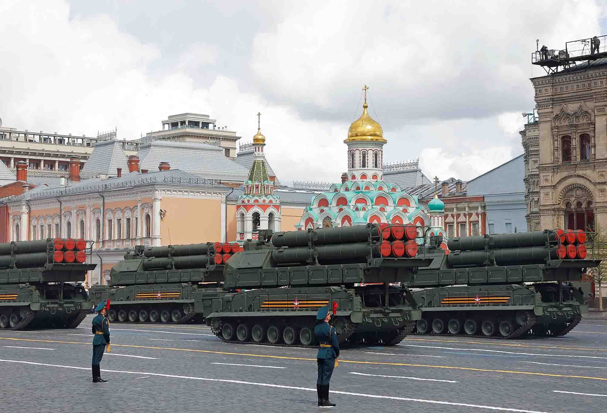 Il missili russi alla parata del Giorno della Vittoria - REUTERS/Maxim Shemetov