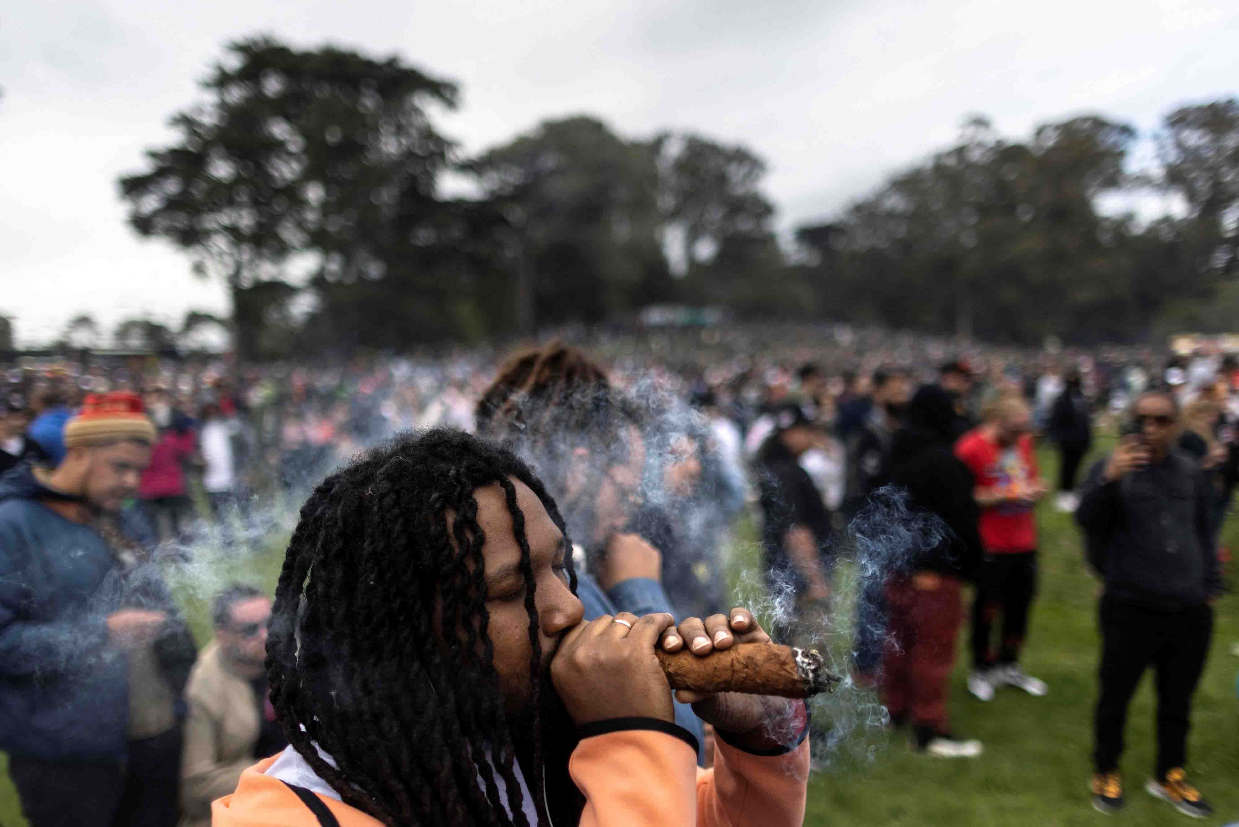Weed Day a San Francisco, USA - REUTERS/Carlos Barria